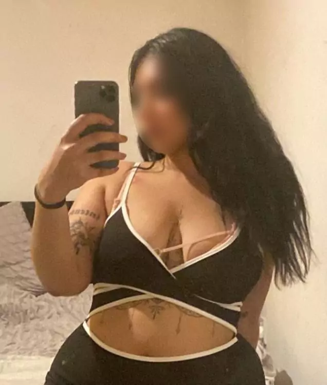 Aria Picture - Empire Escort Agency