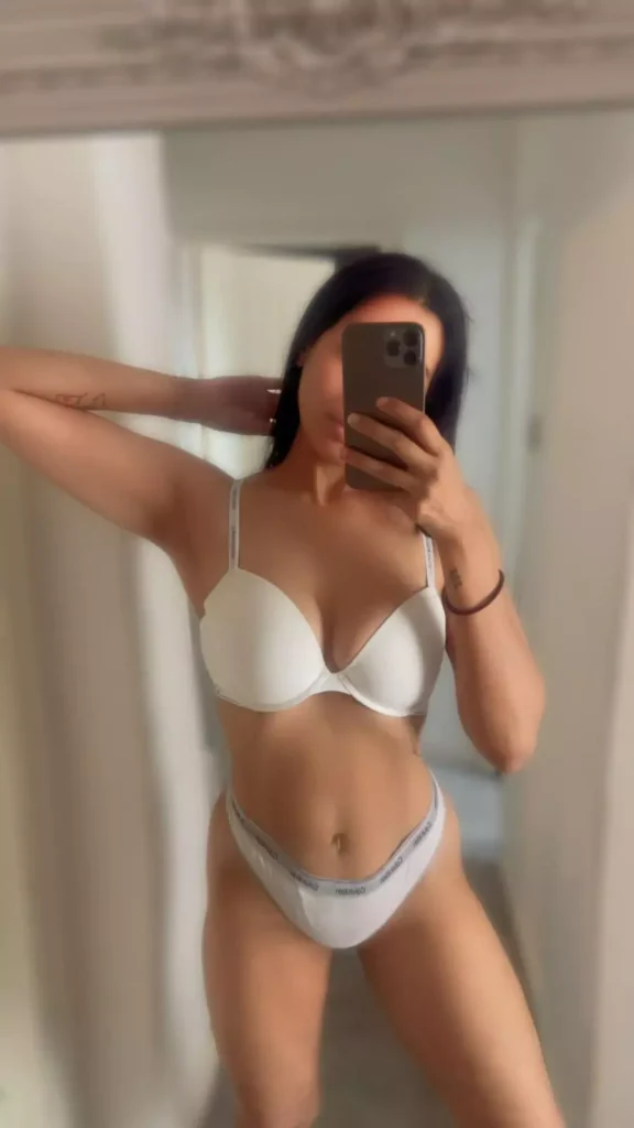 Jasmin - Empire Escorts Agency